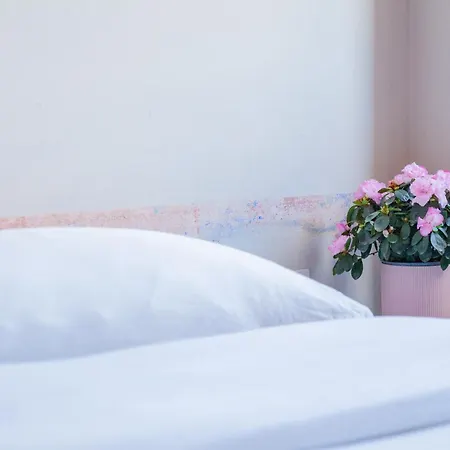 Aretium Guest house *