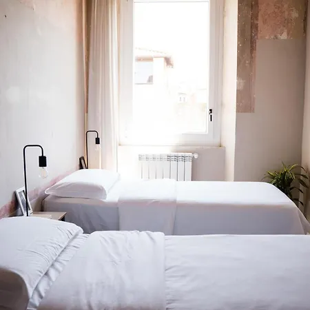 Guest house Aretium